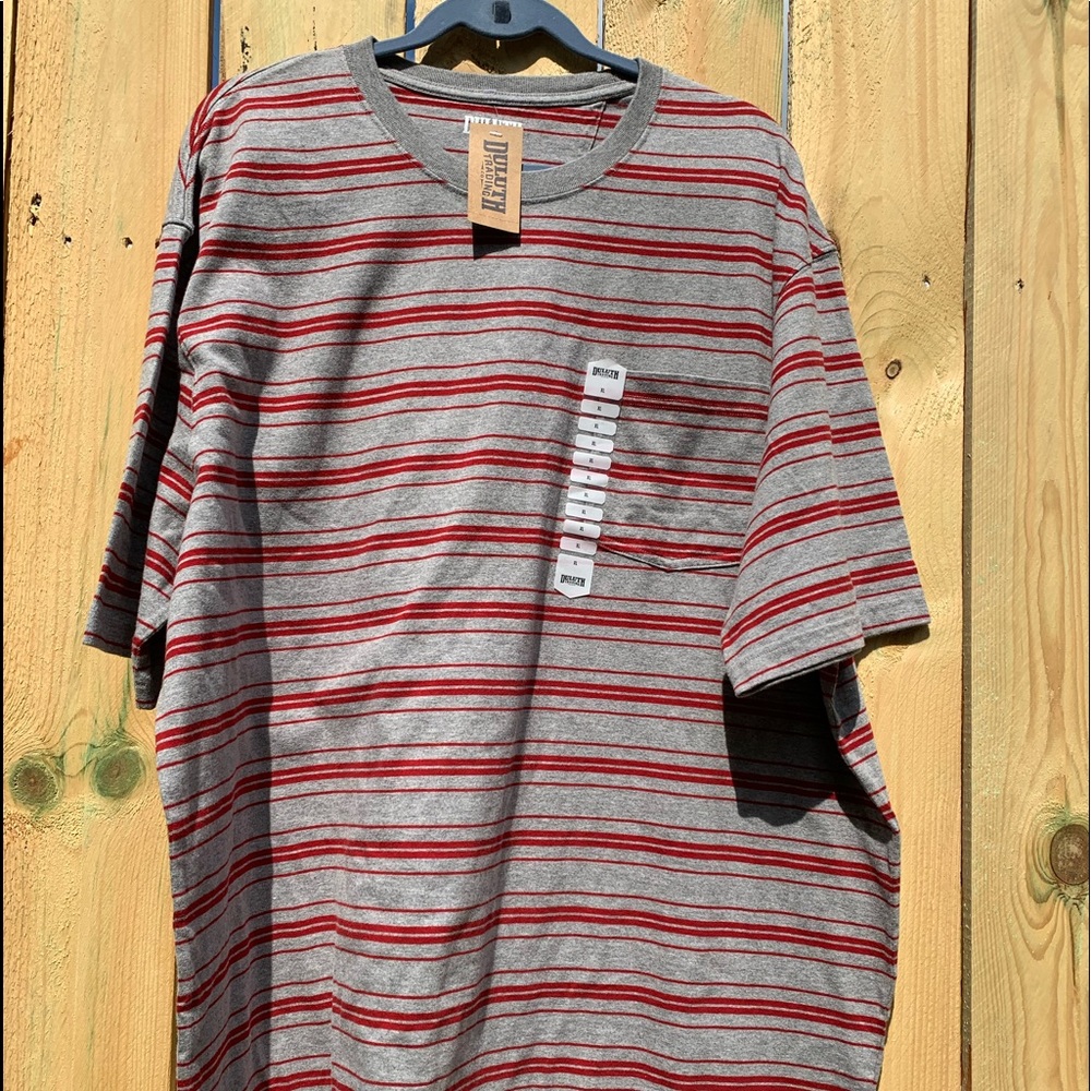 ♥️♥️♥️SOLD♥️♥️♥️NWT DULUTH TRADING CO. TEE IN GRAY AND BUR…